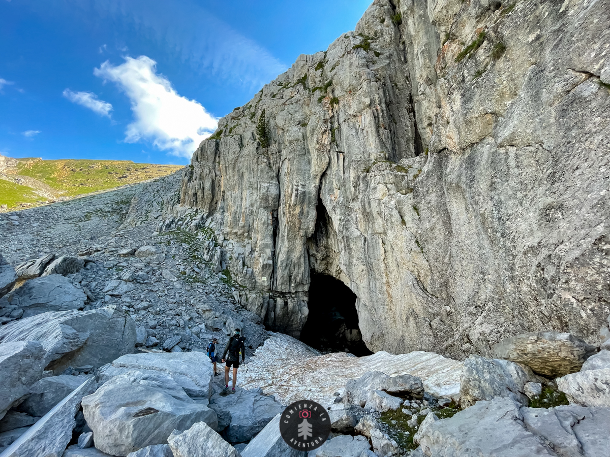 Canfranc Cueva Lecherines, Pico Tortiellas y Pico Magdalena